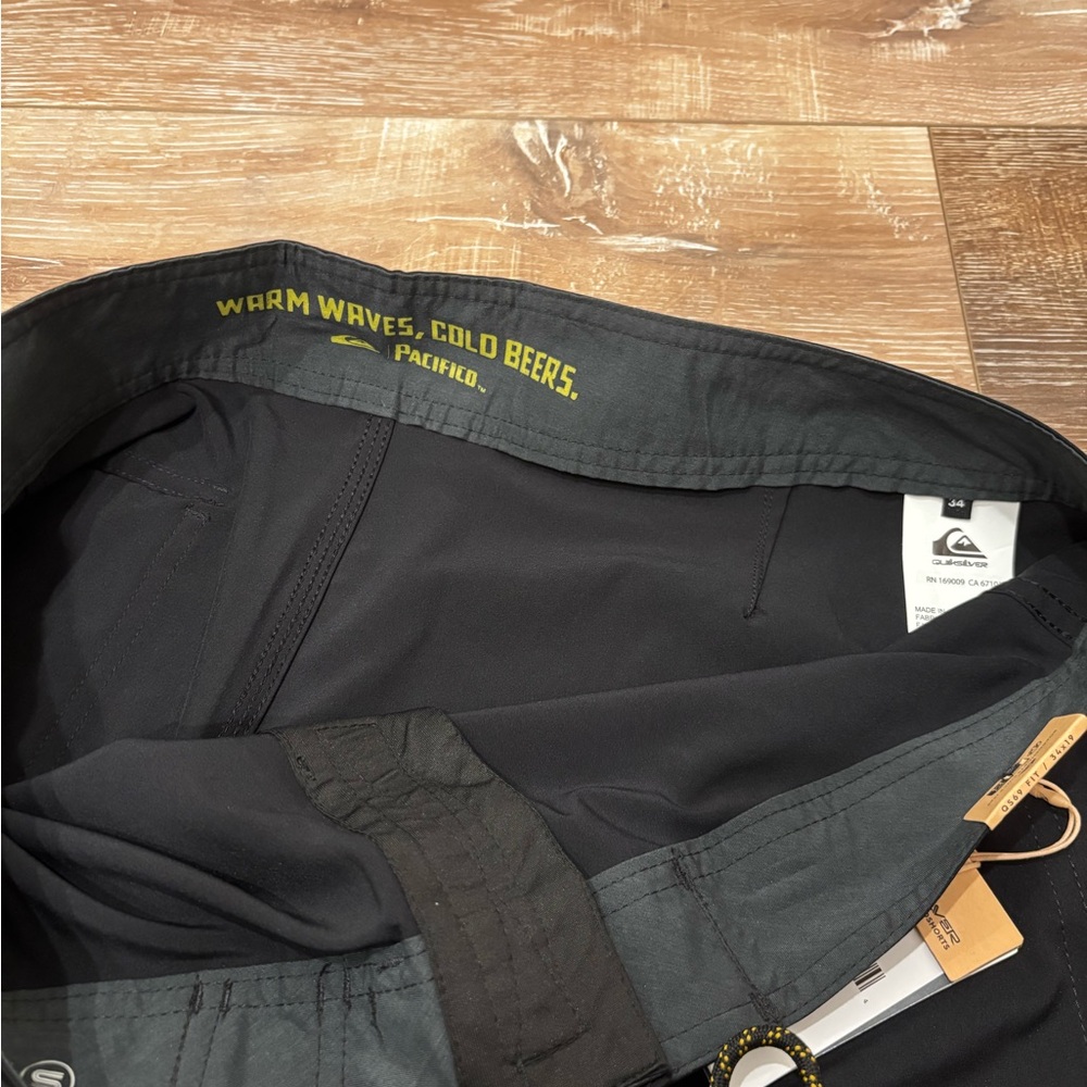 Quiksilver Black Board Shorts with Colorful Patches - Picture 5 of 6